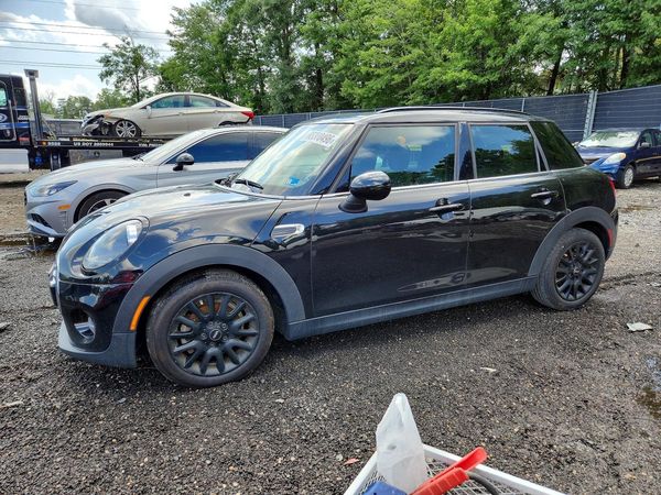 2019 MINI COOPER