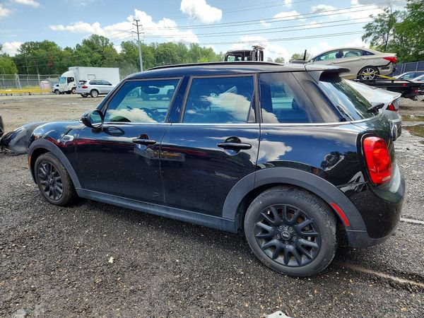 2019 MINI COOPER