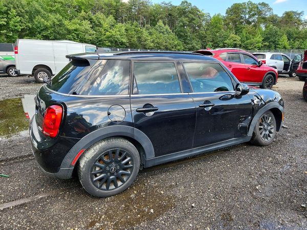 2019 MINI COOPER