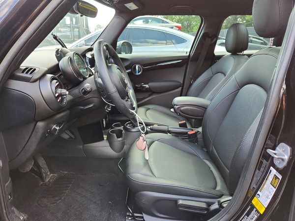 2019 MINI COOPER