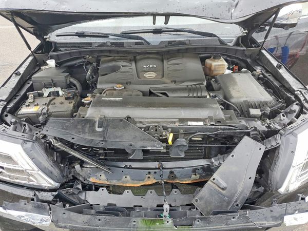 2022 NISSAN ARMADA PLATINUM-CP — Engine bay