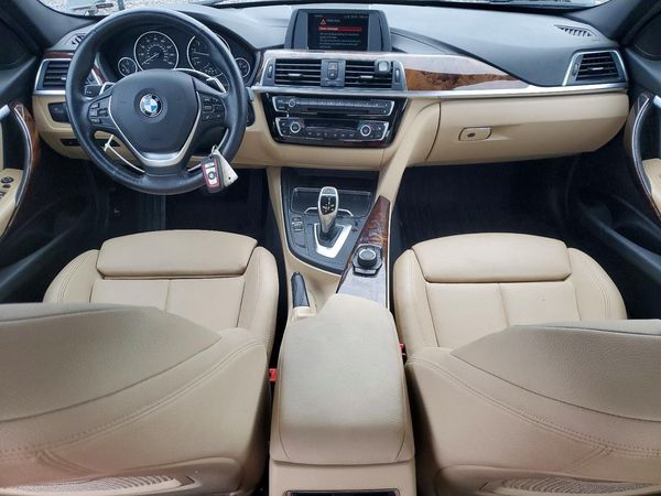 2018 BMW 330 xDrive SA