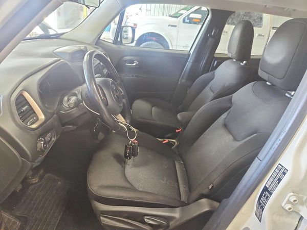 2016 JEEP RENEGADE LATITUDE 4X4