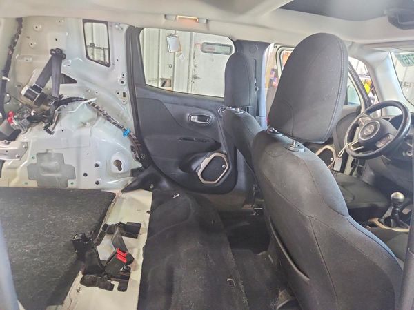 2016 JEEP RENEGADE LATITUDE 4X4