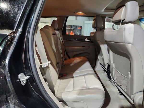 2013 JEEP GRAND CHER Laredo