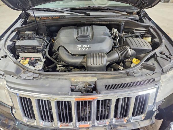 2013 JEEP GRAND CHER Laredo