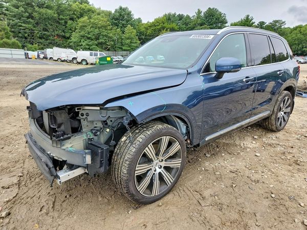 2021 VOLVO XC90