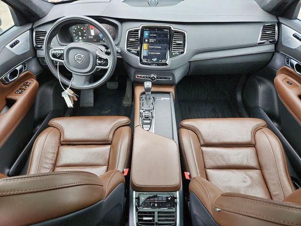 2021 VOLVO XC90 Inscription