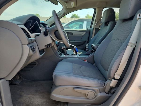 2017 CHEVROLET TRAVERSE