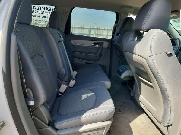 2017 CHEVROLET TRAVERSE