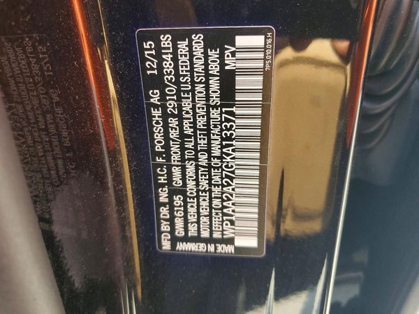 2016 PORSCHE CAYENNE