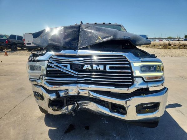 2022 RAM 3500
