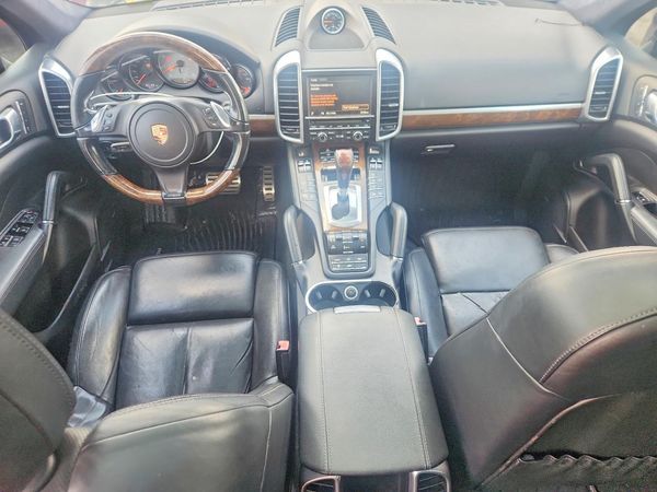 2014 PORSCHE CAYENNE GTS