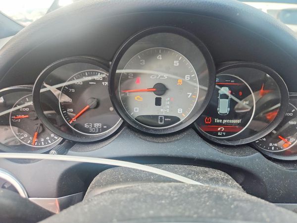 2014 PORSCHE CAYENNE GTS