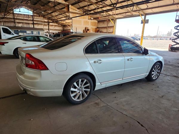 2015 VOLVO S80 Premier (non R design) — PSRA