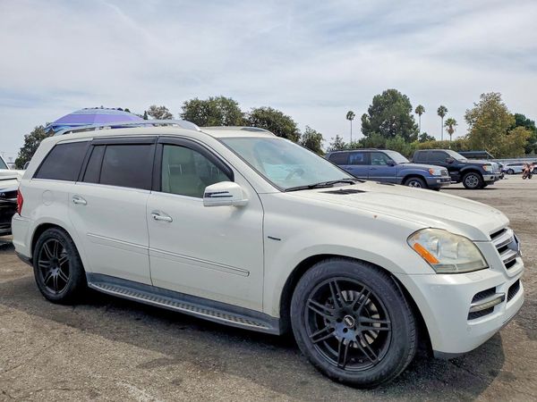 2012 MERCEDES-BENZ GL GL350 BLUETEC 4-MATIC