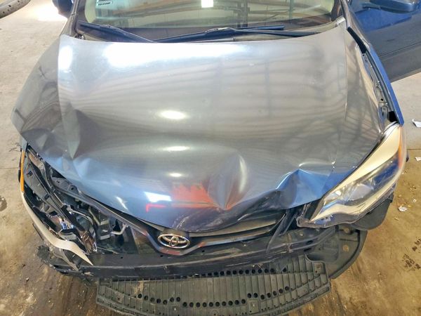 2014 TOYOTA COROLLA L/LE — Engine bay