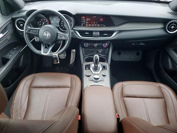 2022 ALFA ROMEO STELVIO