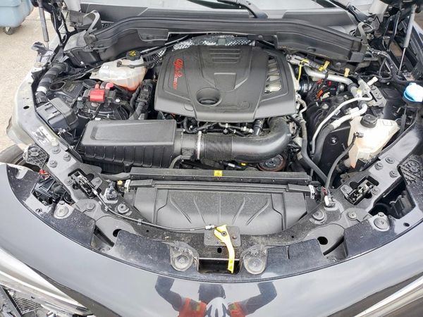 2022 ALFA ROMEO STELVIO