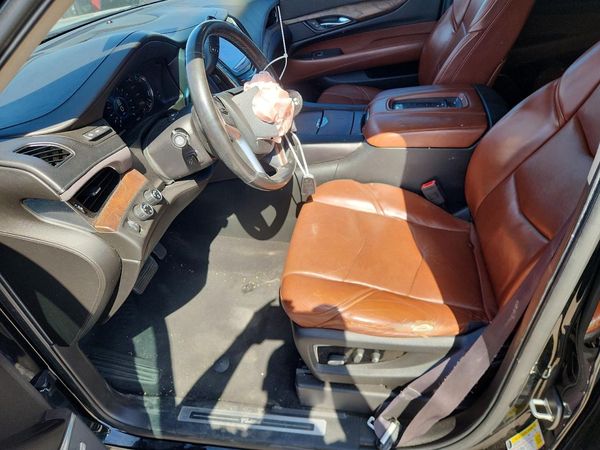 2017 CADILLAC ESCALADE