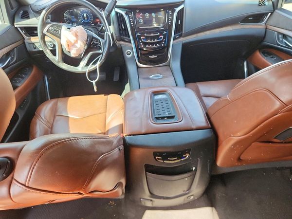 2017 CADILLAC ESCALADE
