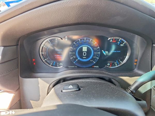 2017 CADILLAC ESCALADE