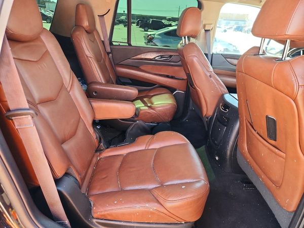 2017 CADILLAC ESCALADE