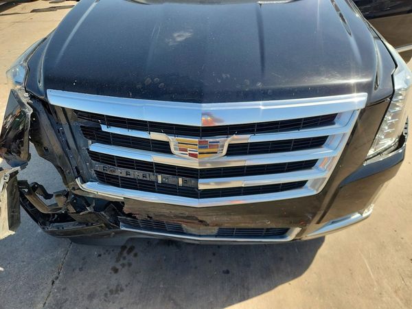 2017 CADILLAC ESCALADE