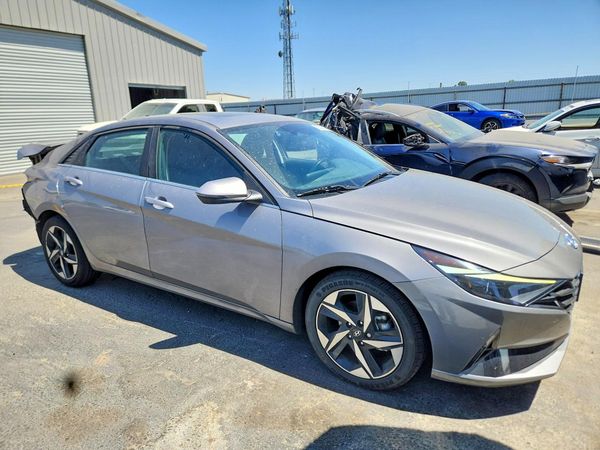 2023 HYUNDAI ELANTRA Limited