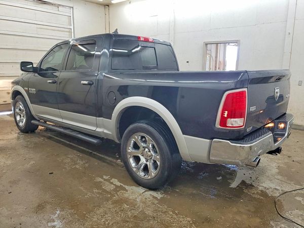 2016 RAM 1500 LARAMIE CREW CAB 4X4
