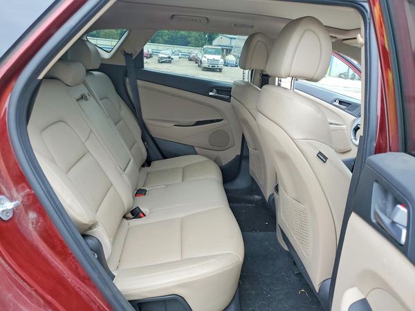 2016 HYUNDAI TUCSON