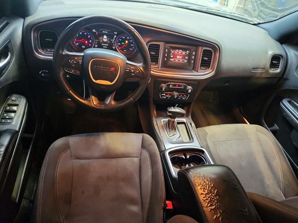 2015 DODGE CHARGER SE