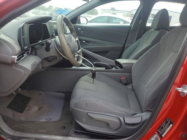 2021 HYUNDAI ELANTRA SE