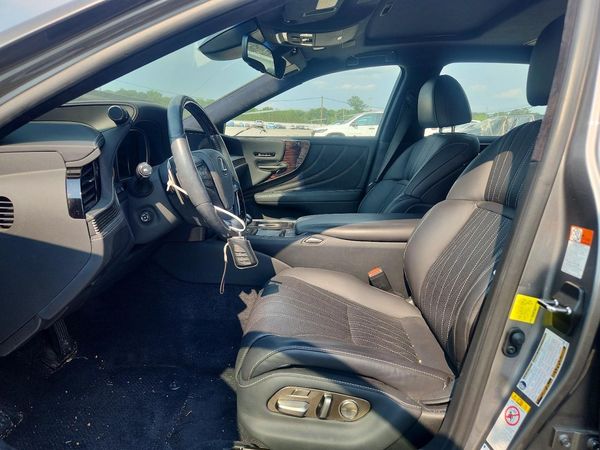 2018 LEXUS LS 500