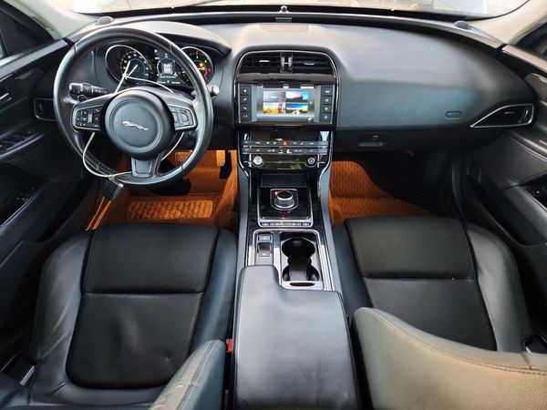 2018 JAGUAR XE Premium