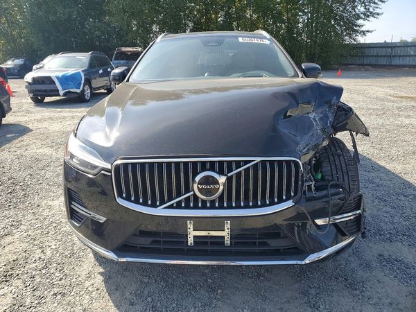 2023 VOLVO XC60