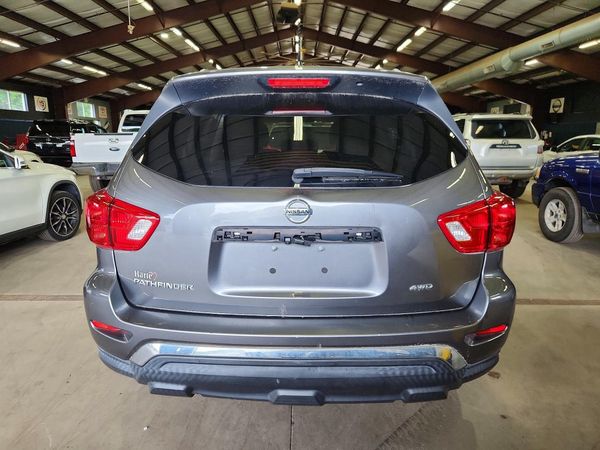 2018 NISSAN PATHFINDER