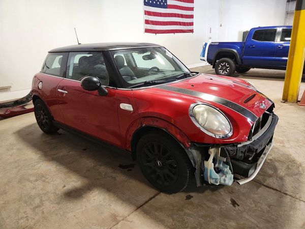 2015 MINI COOPER