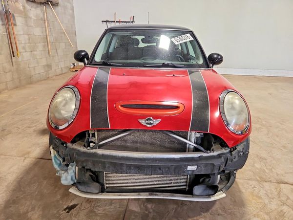 2015 MINI COOPER