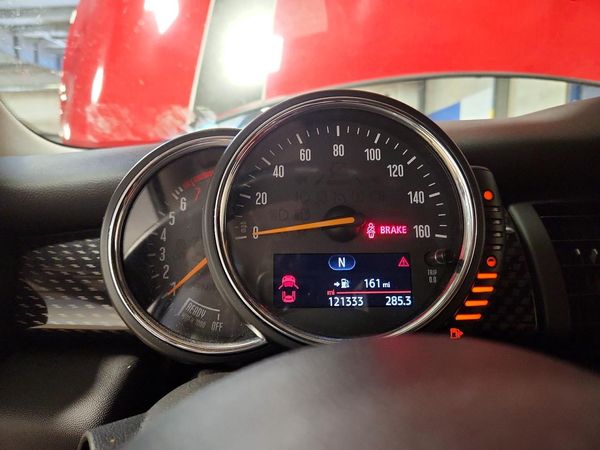 2015 MINI COOPER