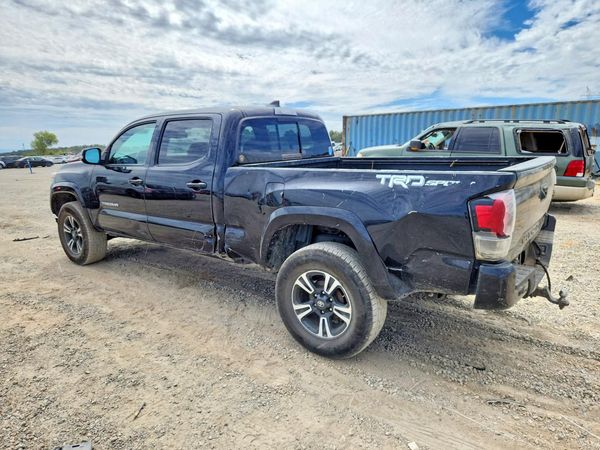 2018 TOYOTA TACOMA SR5/TRD Sport