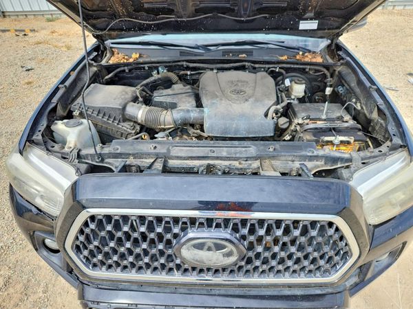 2018 TOYOTA TACOMA SR5/TRD Sport