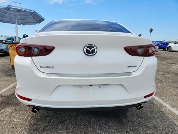 2025 MAZDA 3