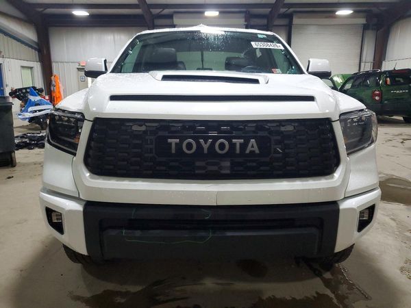 2019 TOYOTA TUNDRA SR5 Grade