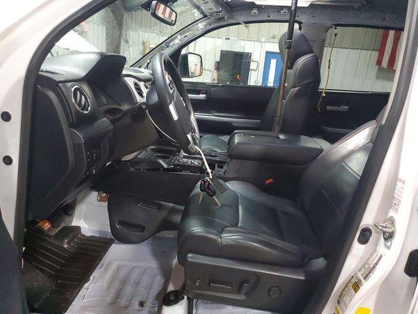 2019 TOYOTA TUNDRA SR5 Grade