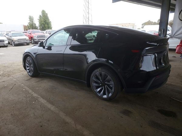 2026 TESLA MODEL Y