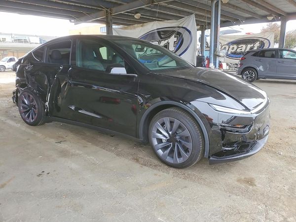 2026 TESLA MODEL Y