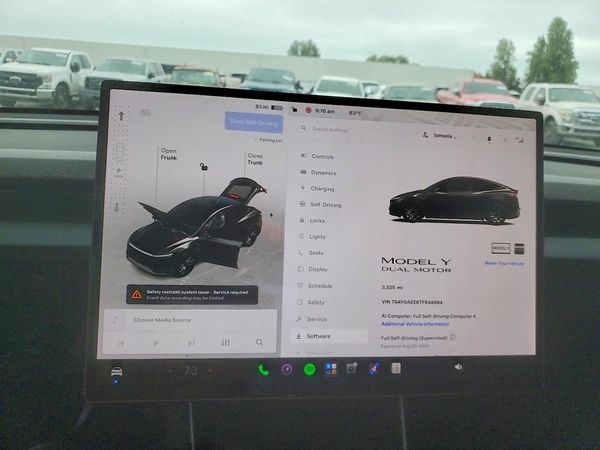 2026 TESLA MODEL Y