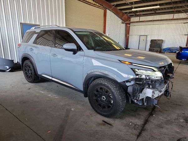 2022 NISSAN PATHFINDER