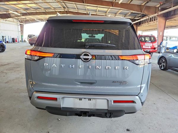 2022 NISSAN PATHFINDER